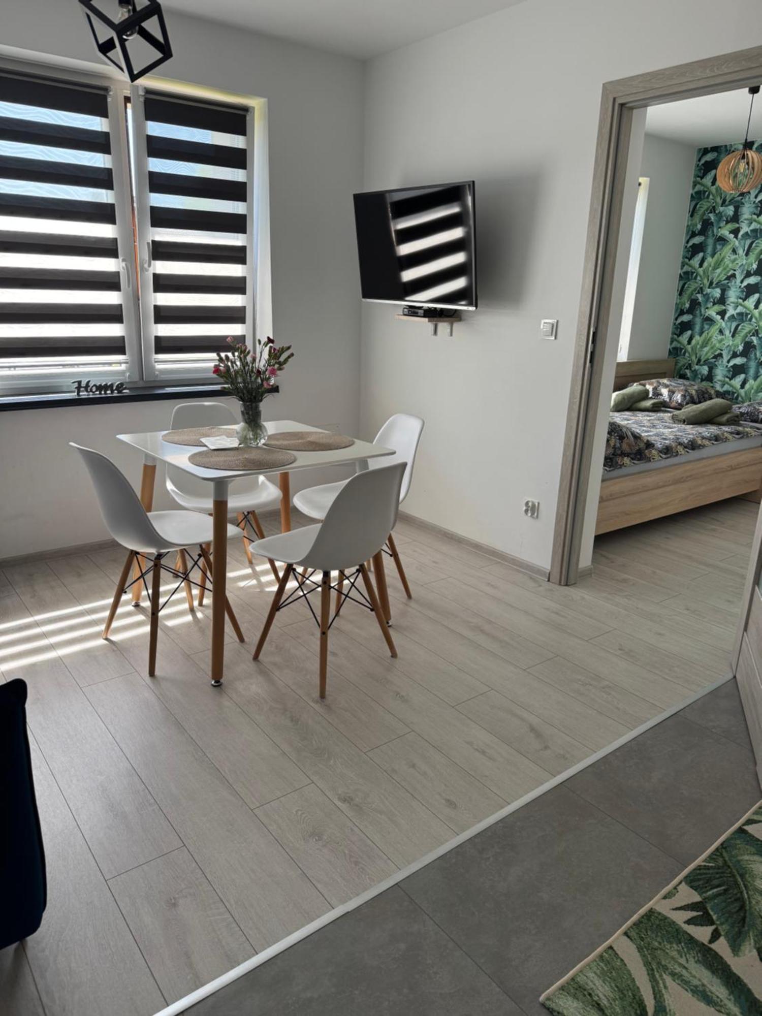 Apartamenty Happy House Zator Extérieur photo